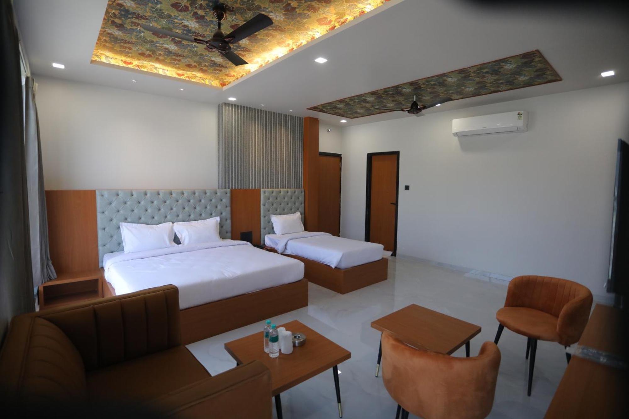 Hotel Pride Of Chittor Chittorgarh Exterior photo